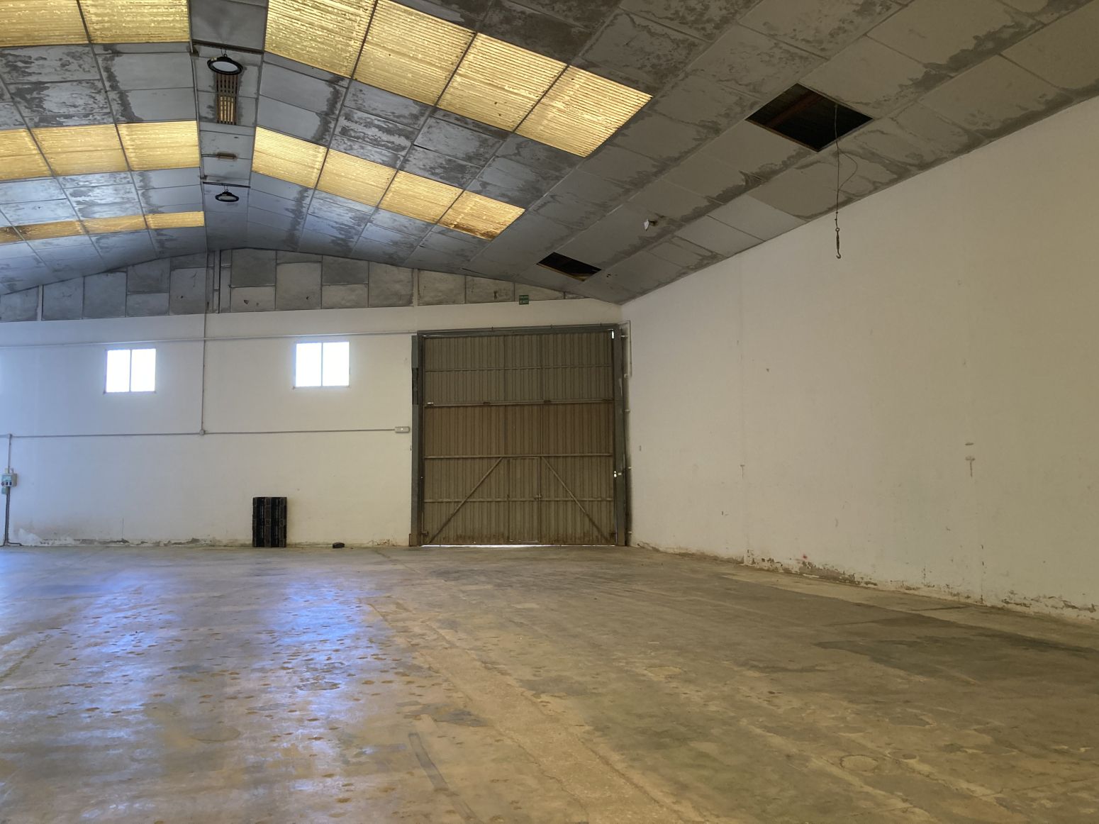 Industrial buildings for sale in Torrent