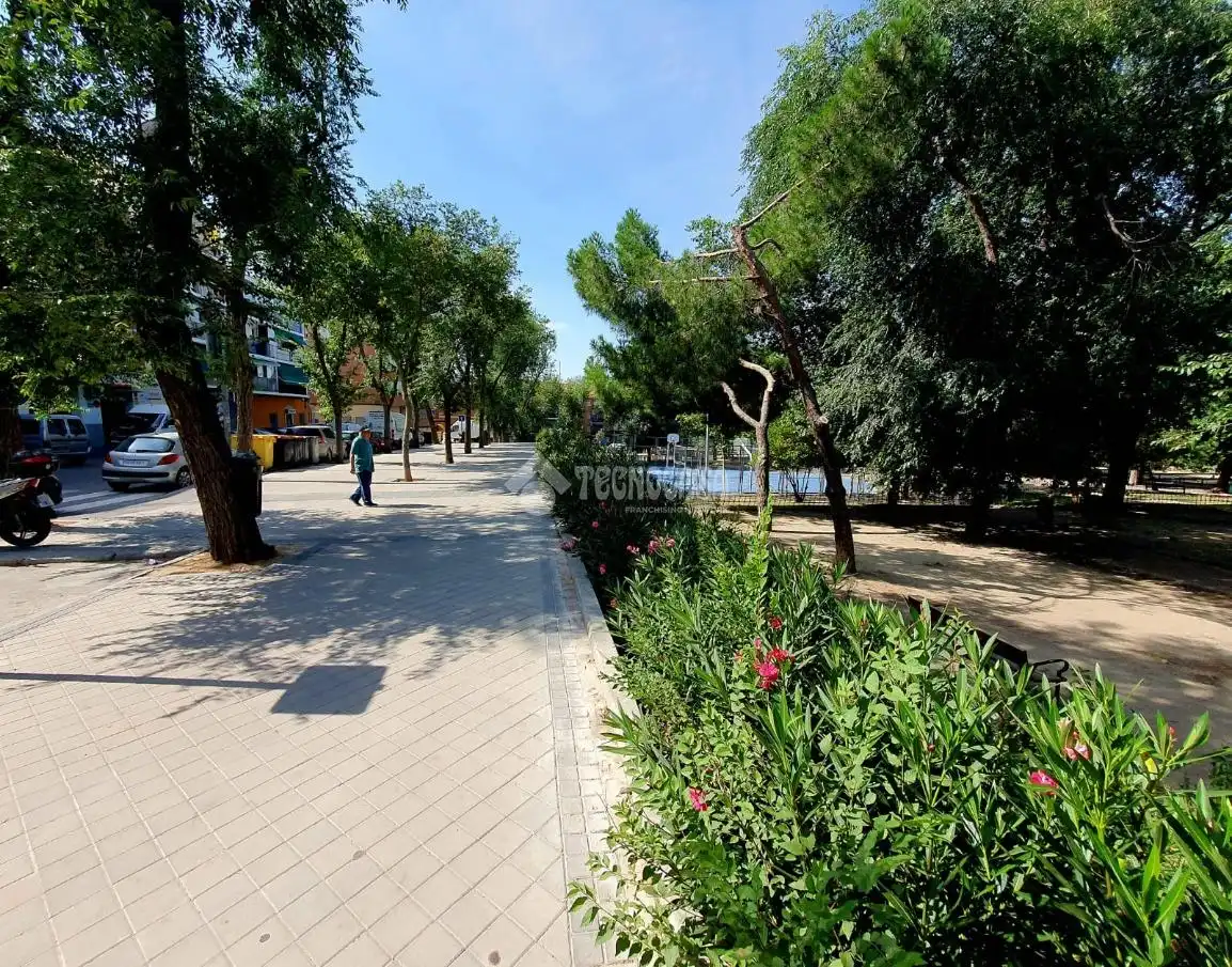 Vista exterior de Piso en venta en Madrid con Aire acondicionado y Calefacción