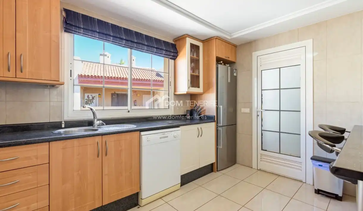 Flat with pool for sale in Costa Adeje, imagen 5