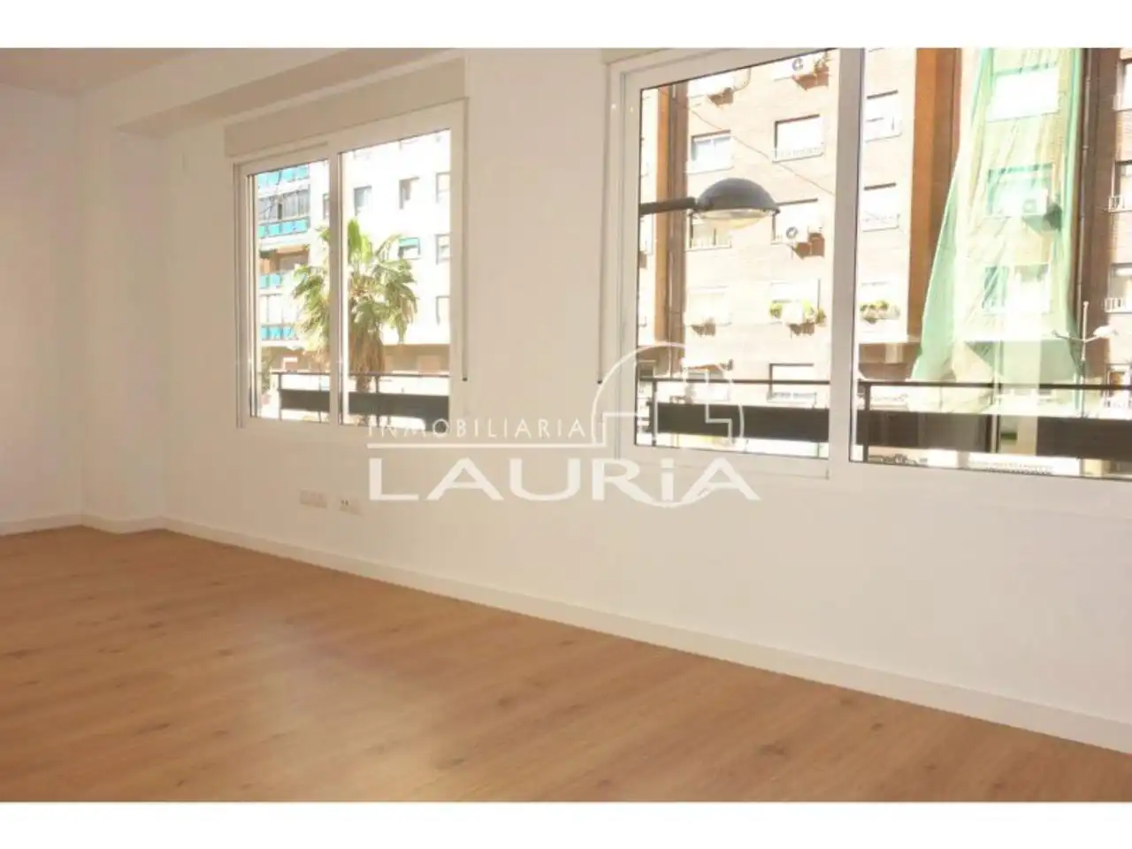 Habitación de Piso de alquiler en Valencia con Aire acondicionado y Terraza