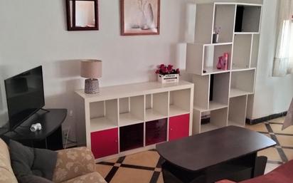 Living room of Flat to rent in  Granada Capital