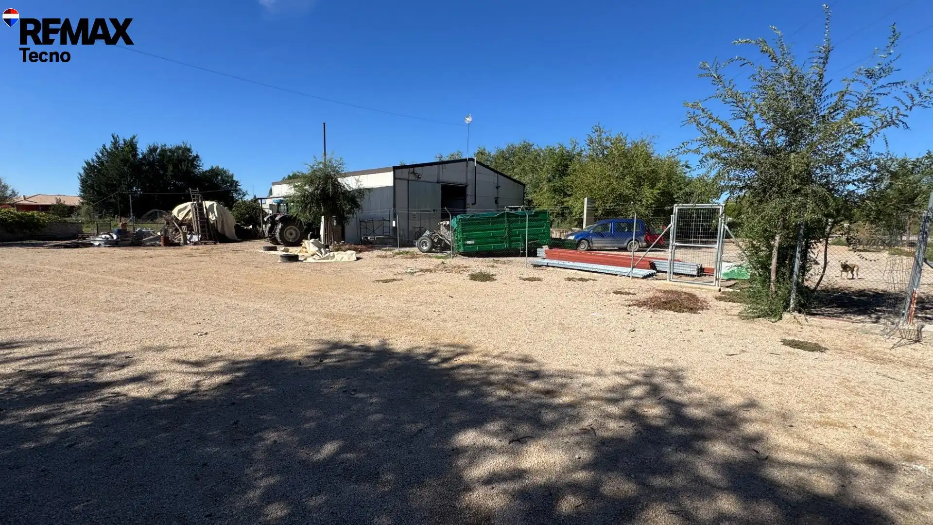 Vista exterior de Finca rústica en venda en La Puebla de Almoradiel, Toledo