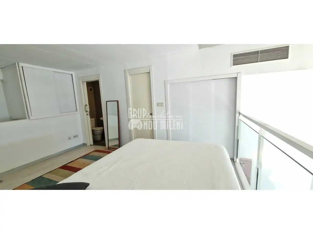 Habitación de Loft en venta en Valencia con Aire acondicionado, Parquet y Terraza