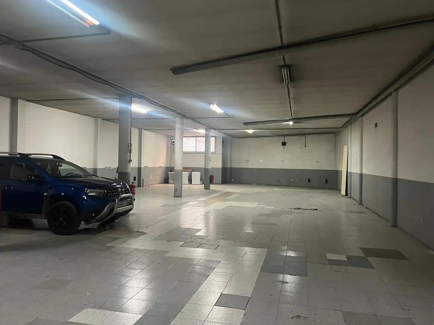 Parkplatz von Geschaftsraum zur Miete in Reus mit Klimaanlage