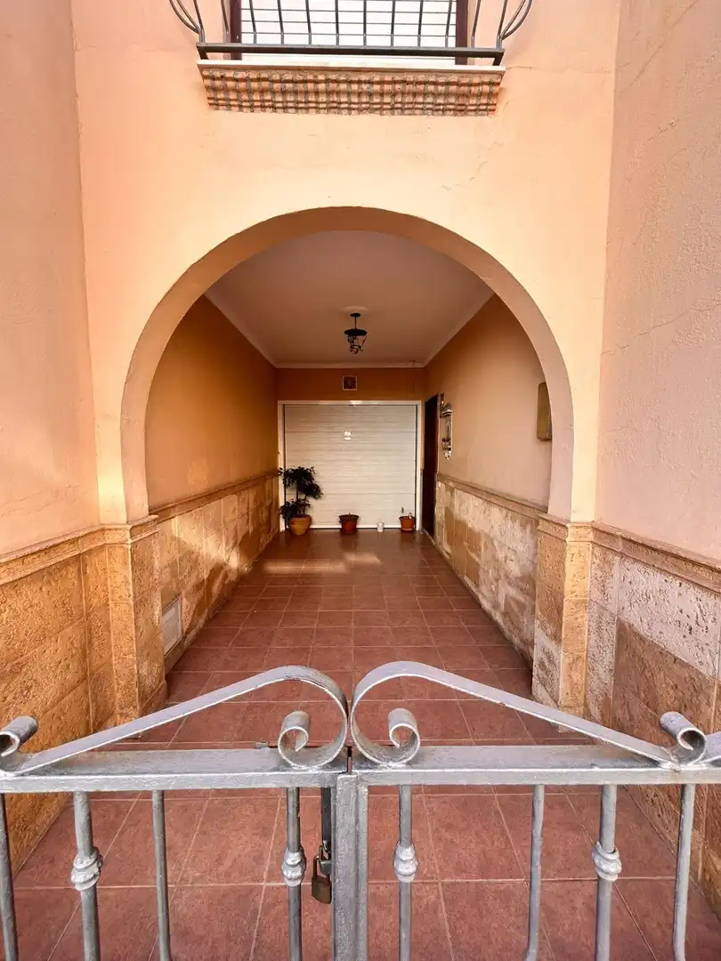 Casa adosada en venta en Roquetas de Mar