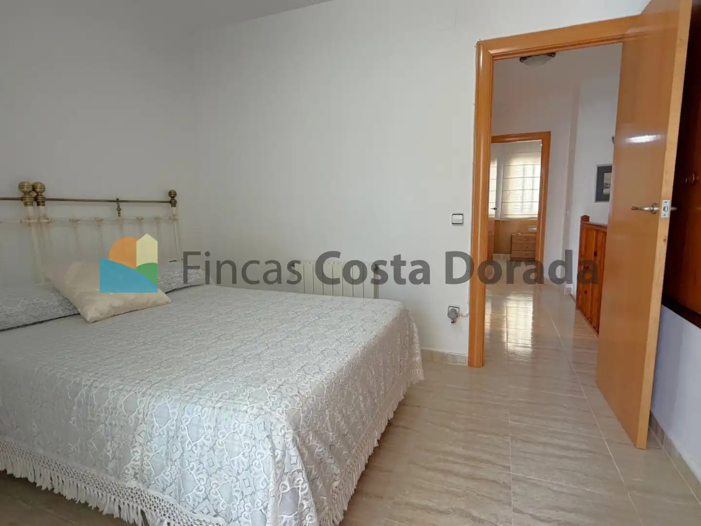 Casa adosada en venda en Cubelles amb Aire condicionat, Calefacció i Jardí privat