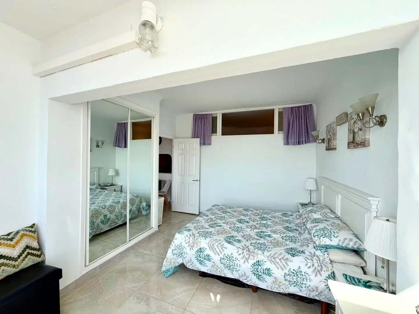 Schlafzimmer von Dachboden zum Verkauf in Benalmádena mit Möbliert und Gemeinschaftspool