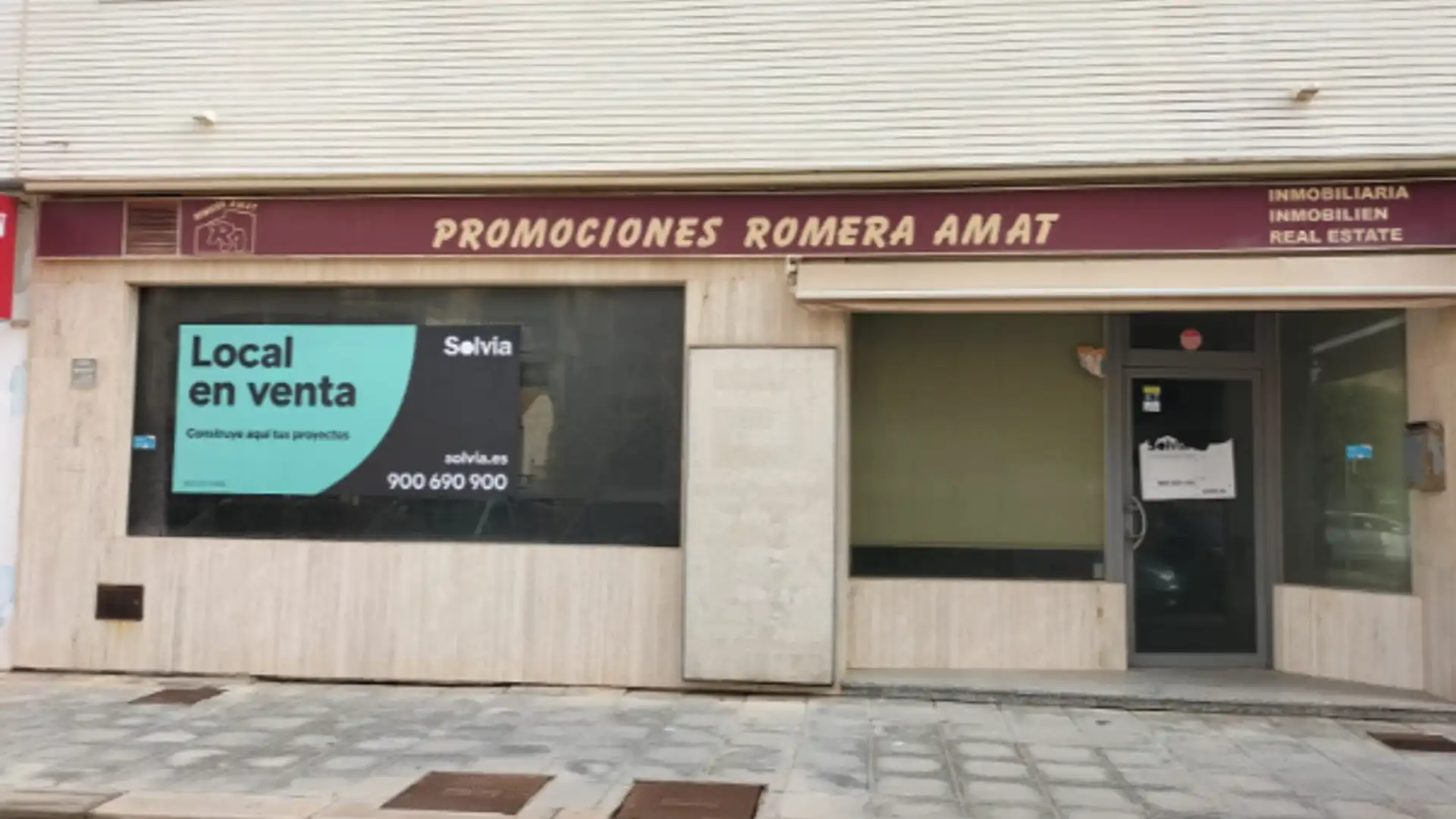 Premises for sale in Roquetas de Mar