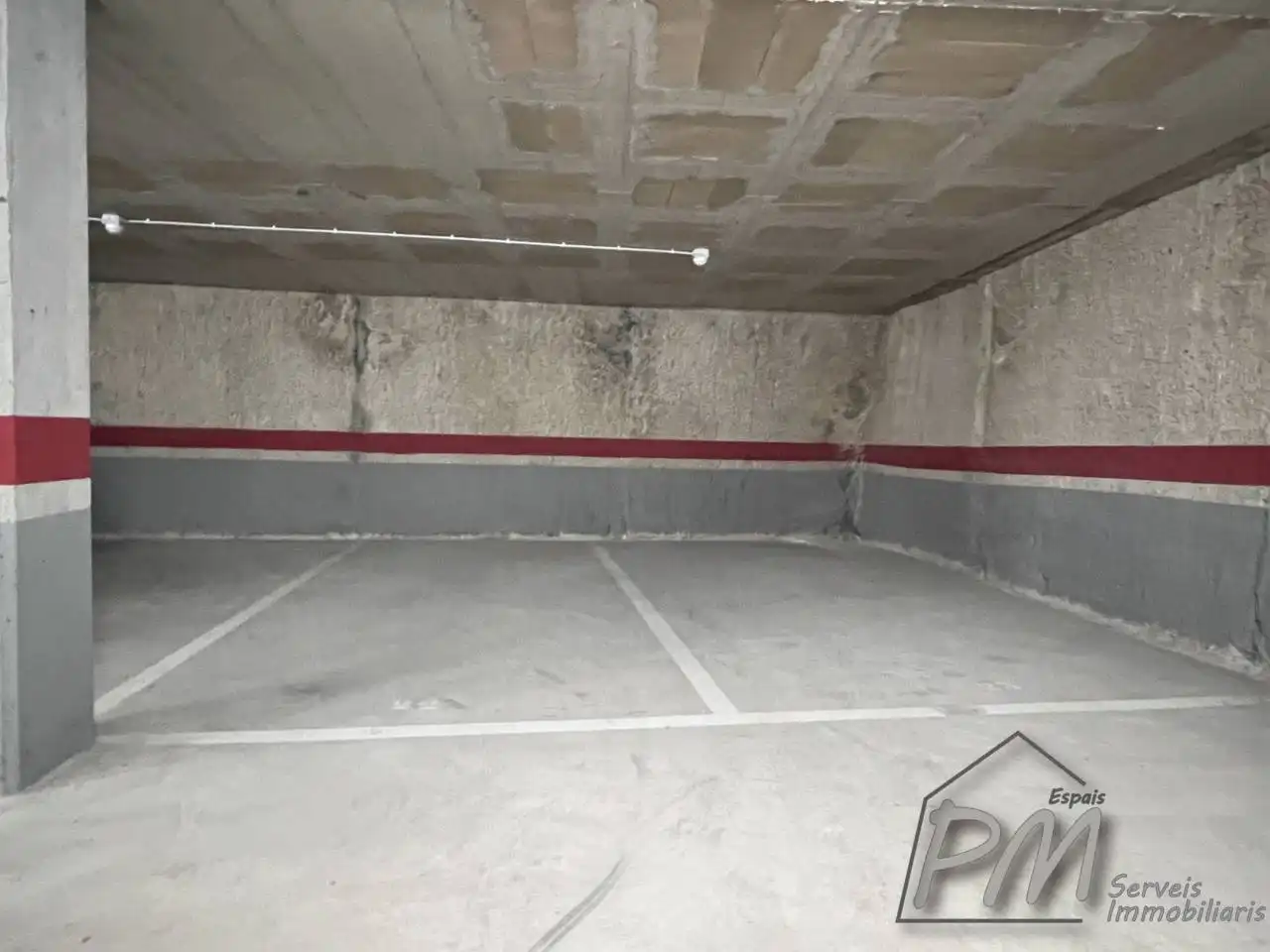 Parking of Garage for rent in Girona