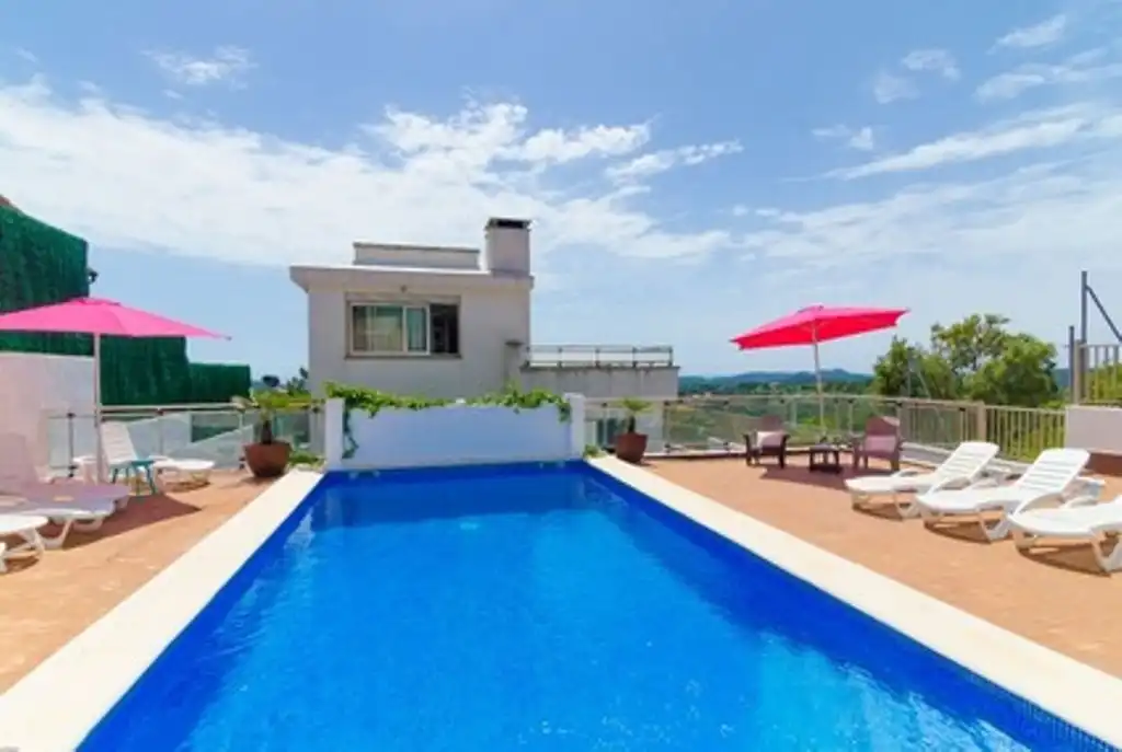 Piscina de Casa o xalet en venda en Lloret de Mar amb Aire condicionat, Calefacció i Jardí privat
