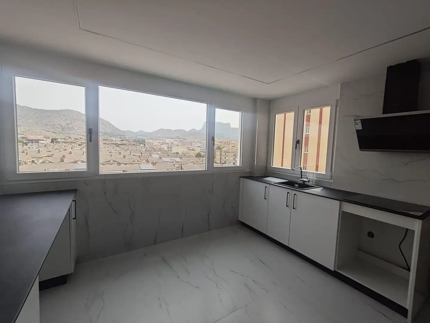 Kitchen of Flat for sale in Petrer  with Terrace and Balcony