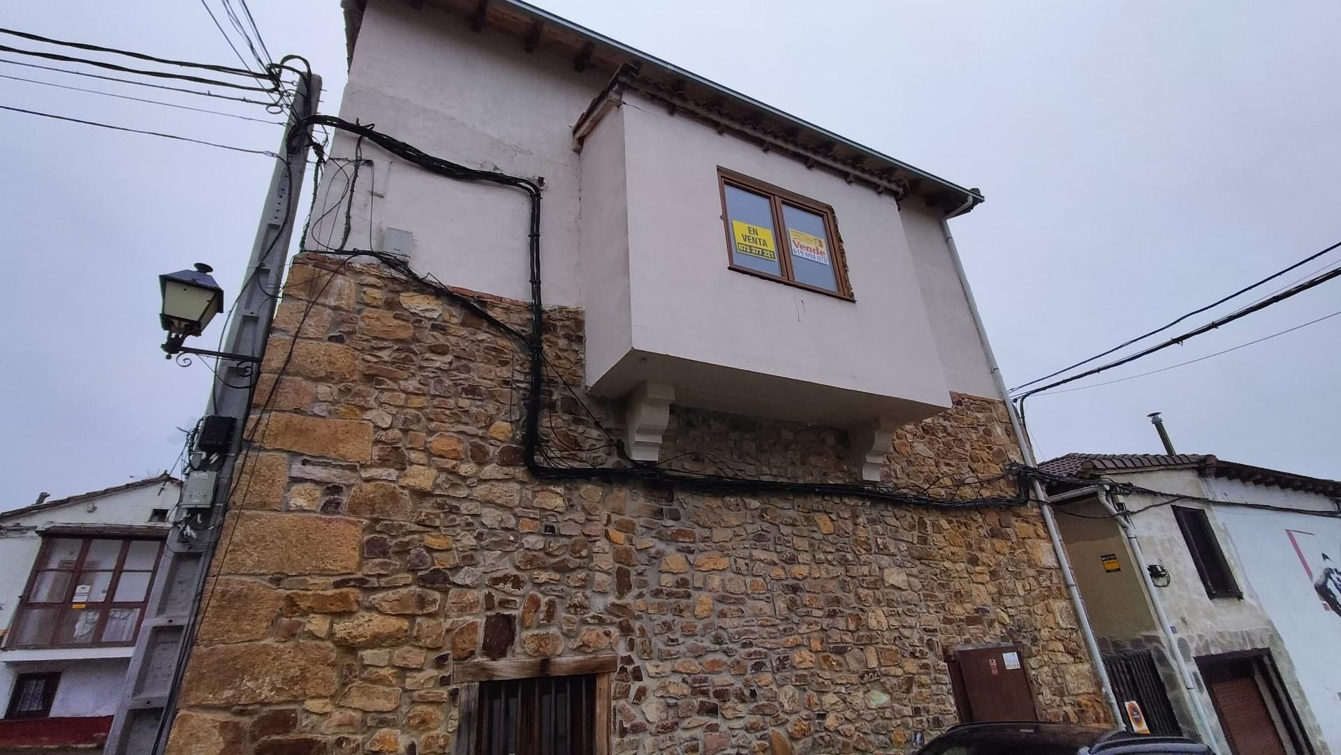 Exterior view of House or chalet for sale in Barruelo de Santullán  with Private garden