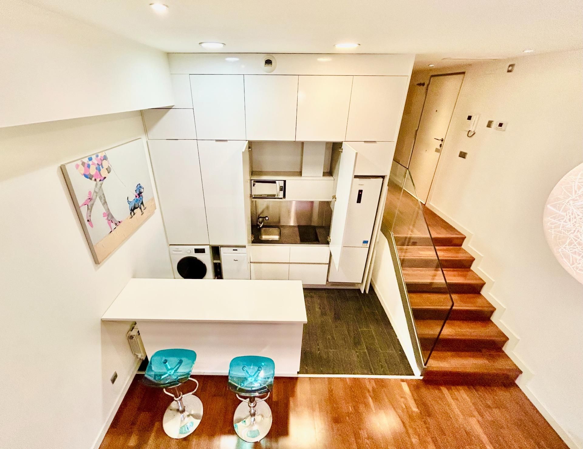 Cocina de Apartamento de alquiler en  Madrid Capital con Calefacción, Parquet y Balcón