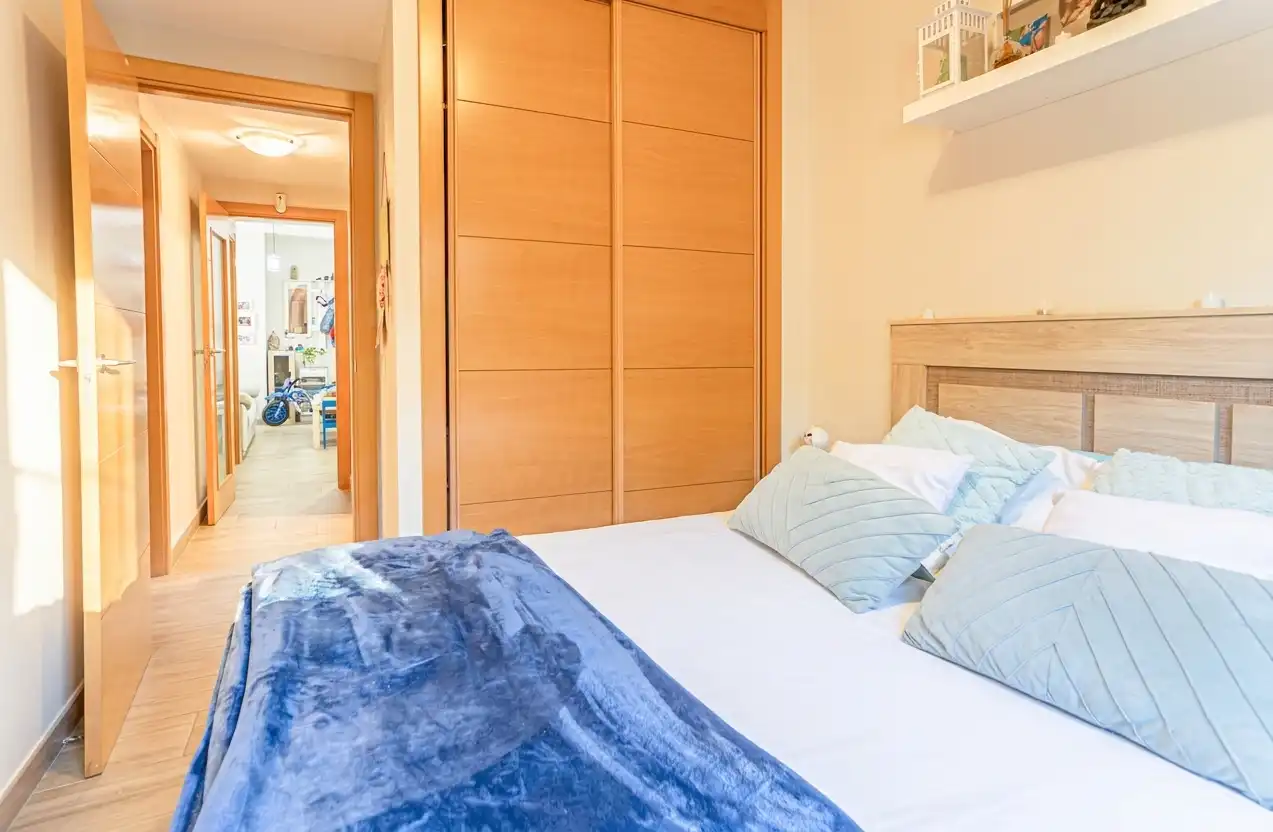 Bedroom of Flat for sale in Vélez-Málaga  with Air Conditioner, Terrace and Community pool