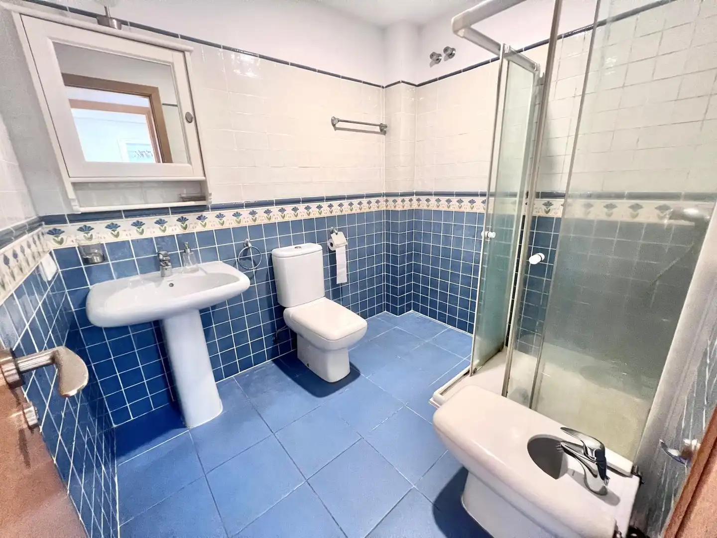 Baño de Piso en venta en Isla Cristina con Aire acondicionado, Terraza y Trastero