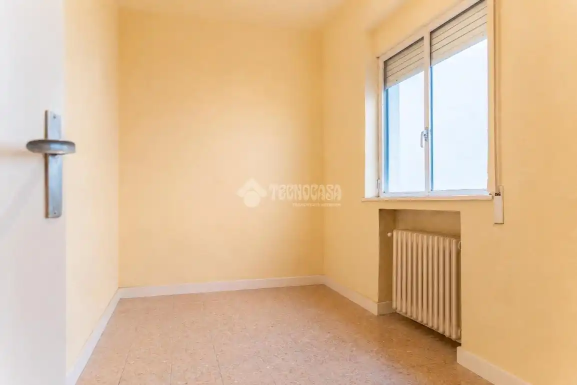 Habitación de Piso en venta en Madrid con Calefacción y Terraza