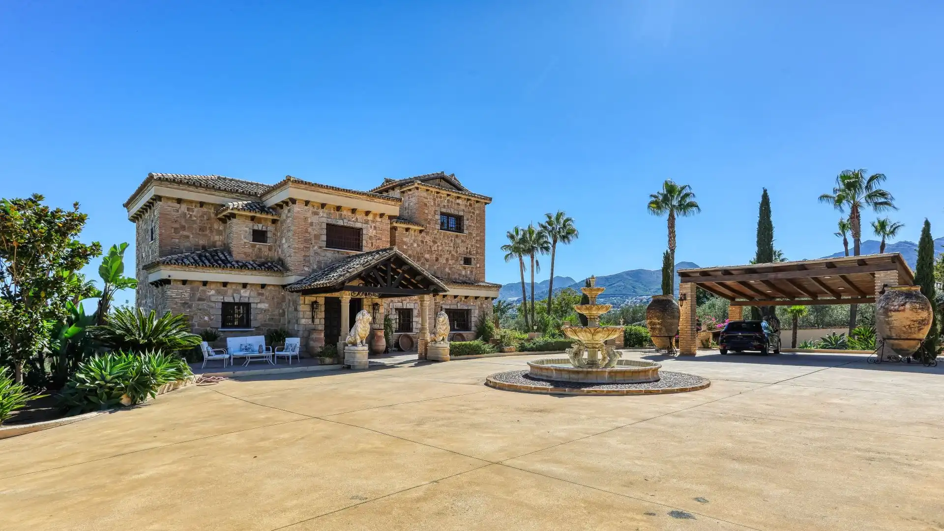 Außenansicht von Country house zum Verkauf in Alhaurín de la Torre mit Klimaanlage, Heizung und Schwimmbad