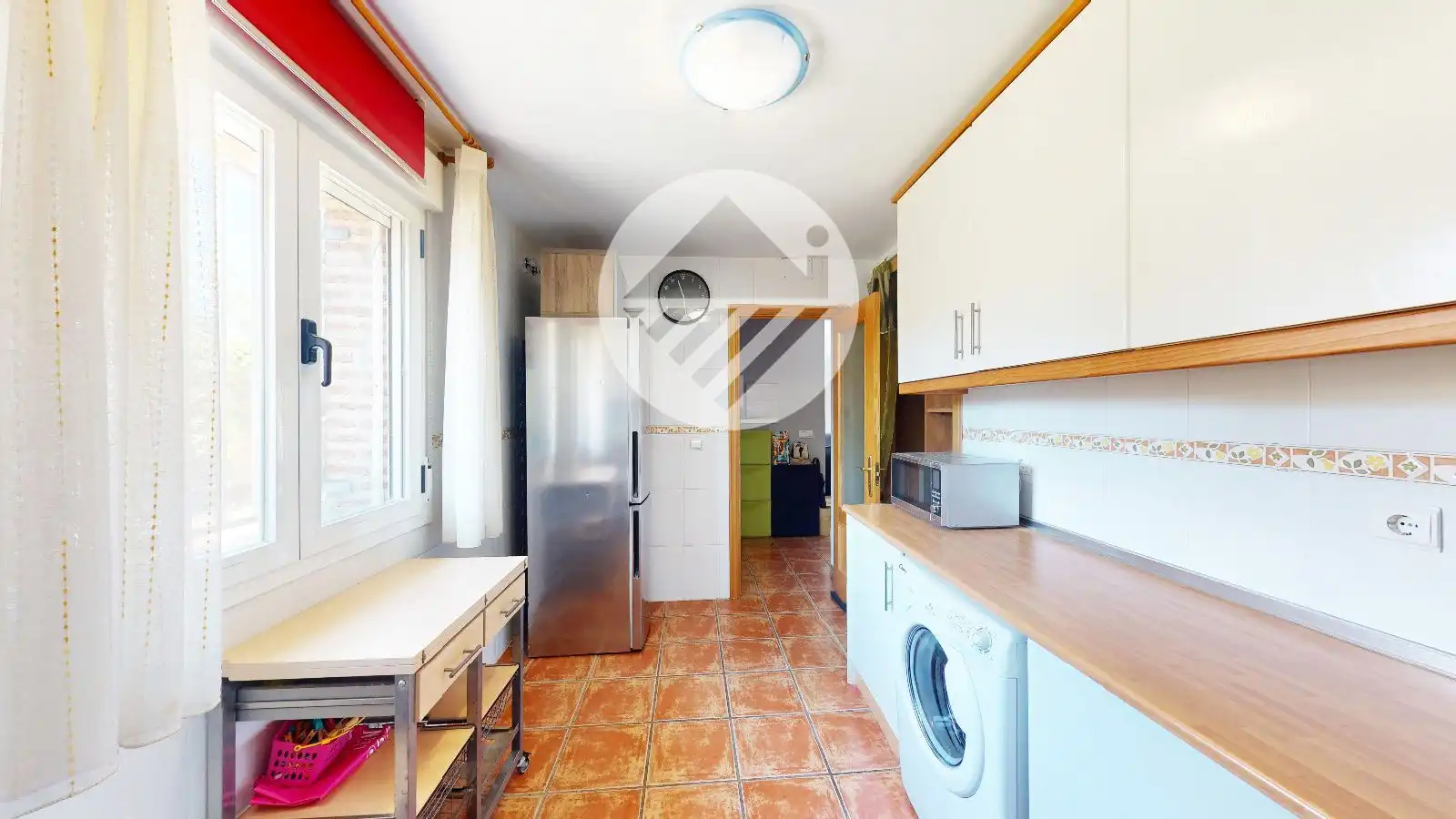 Kitchen of Houses for sale in Lucillos  with Air Conditioner and Heating