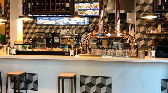 Local comercial en Alquiler en Calle Asturias, 9 en Parque Europa - Los Pitufos