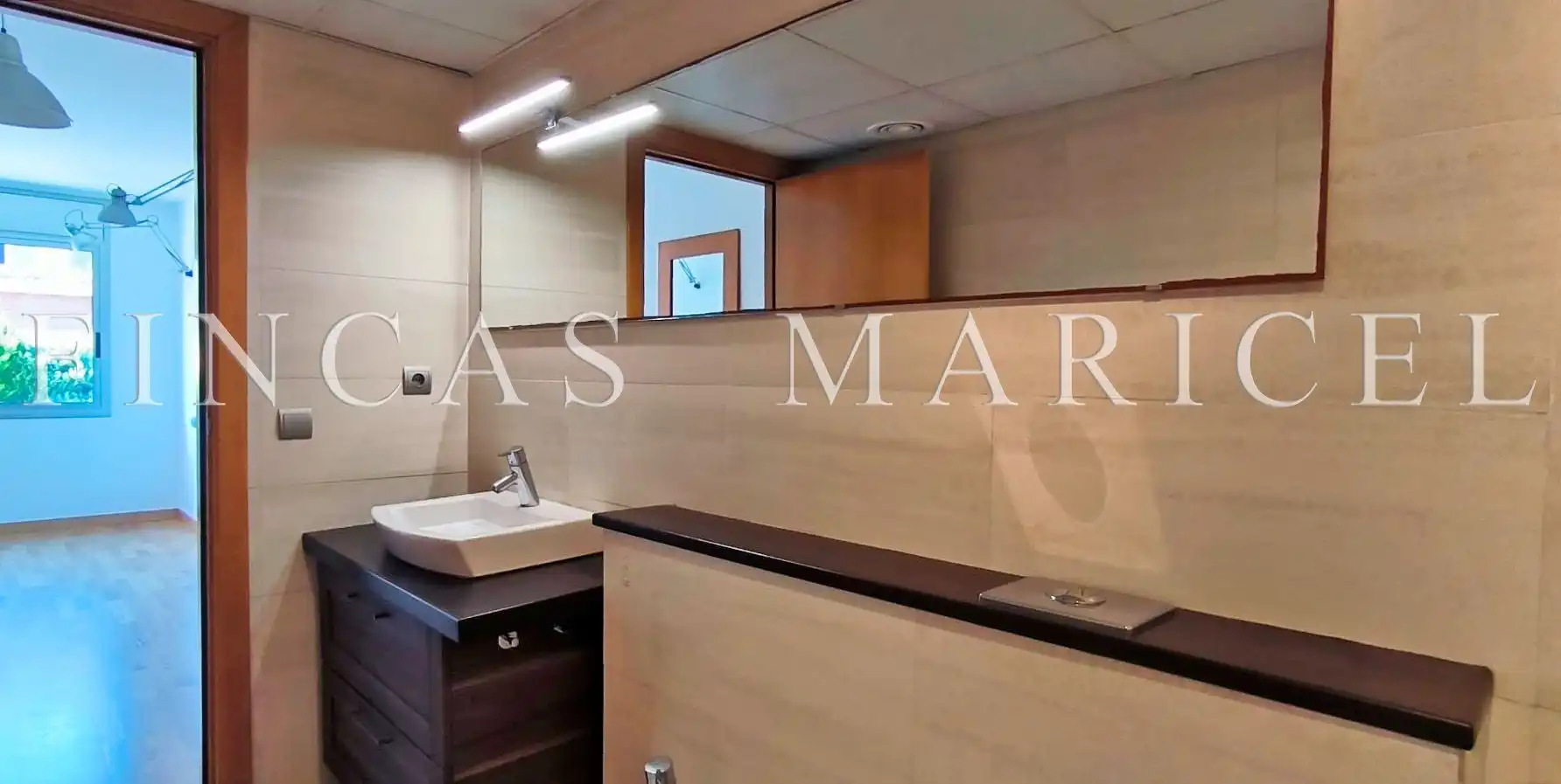 Bathroom of Flat for sale in Cubelles  with Air Conditioner, Heating and Terrace