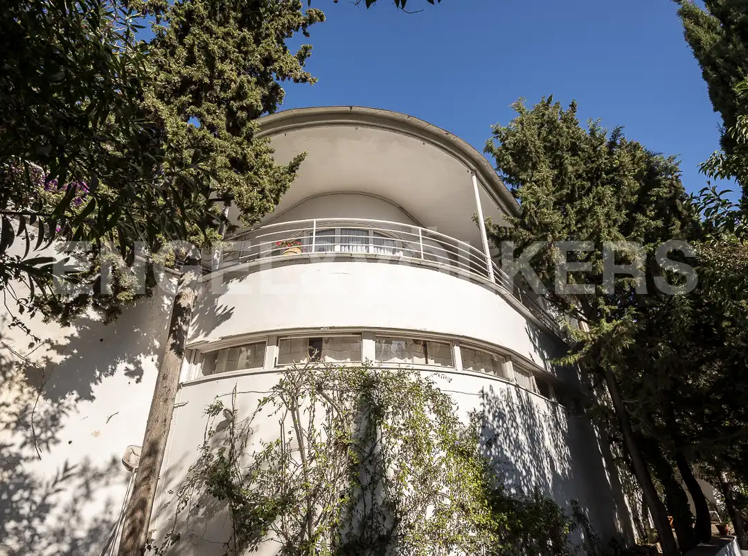 Vista exterior de Casa o xalet en venda en Barcelona amb Calefacció, Jardí privat i Terrassa