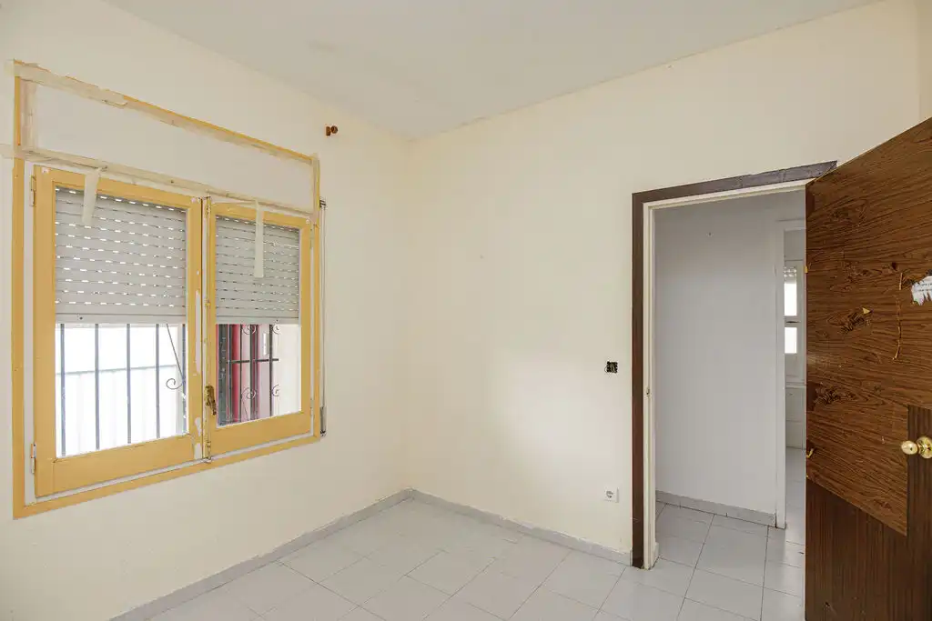 Habitación de Apartamento en venta en Roses con Balcón