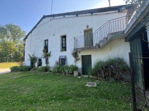 Exterior view of Single-family semi-detached for sale in Espinosa de los Monteros  with Terrace, Storage room and Balcony