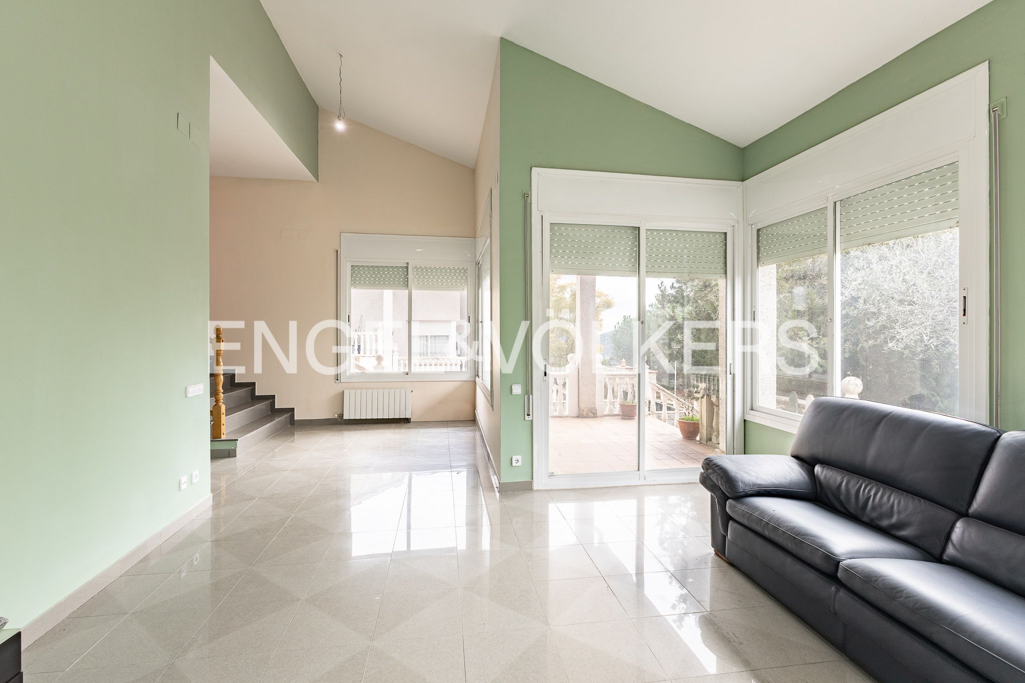 Sala d'estar de Casa o xalet en venda en Òrrius amb Aire condicionat, Calefacció i Jardí privat