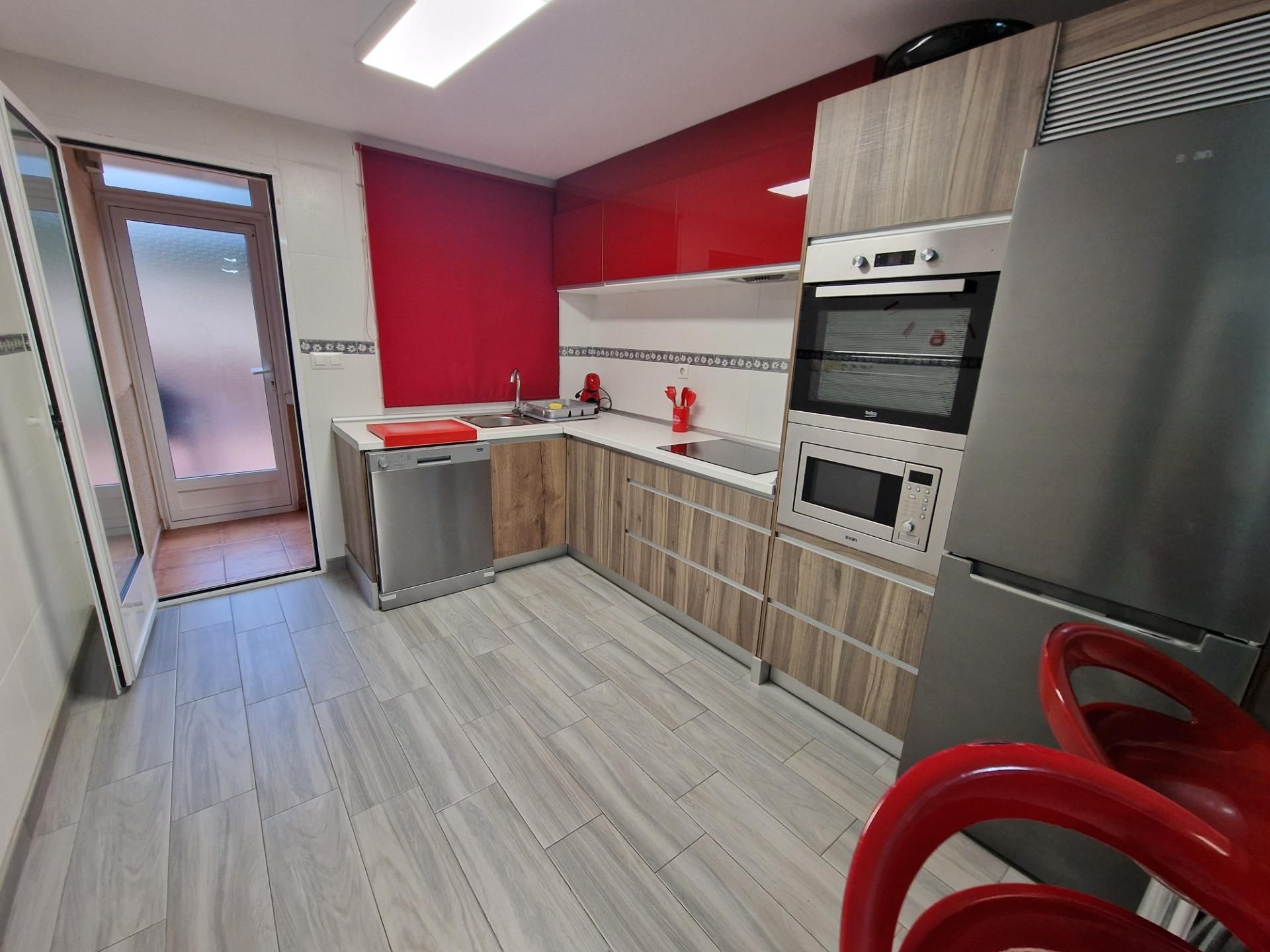 Einfamilien-Reihenhaus zum Verkauf in Avenida RIO SEGURA, Calabardina