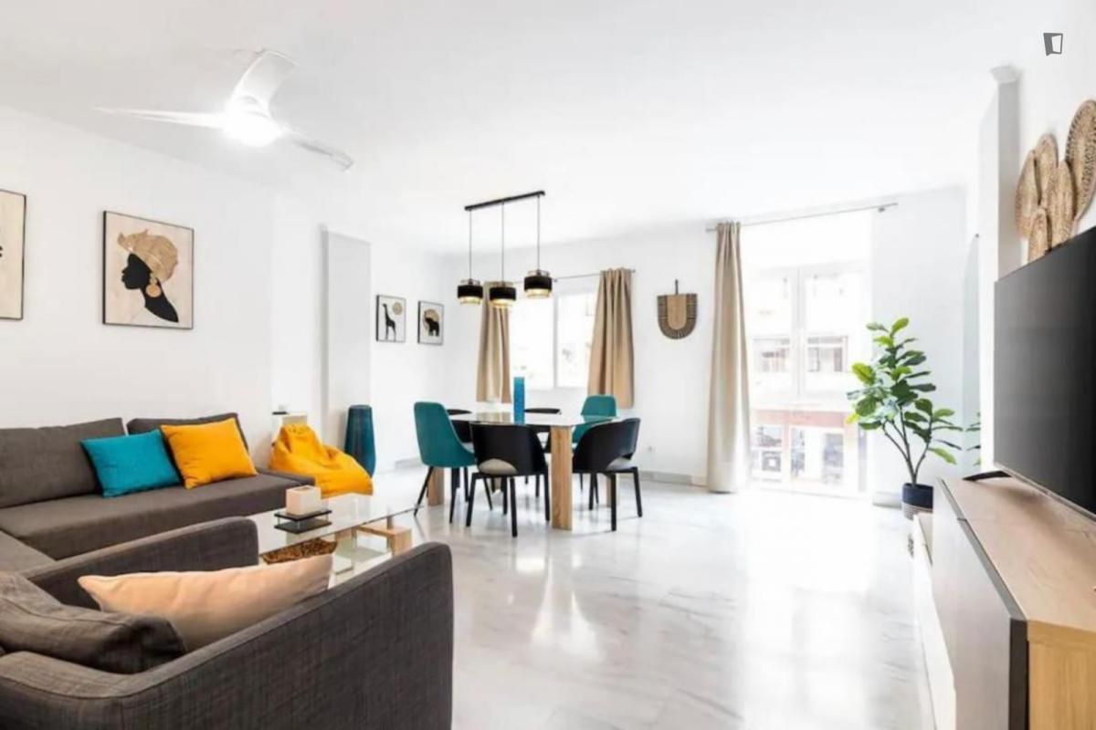 Exterior view of Apartment to rent in Málaga Capital  with Air Conditioner, Heating and Furnished