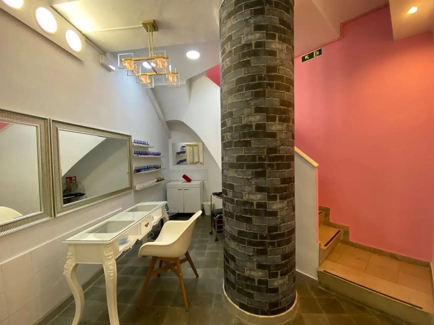 Business premises for transfer in Eixample, imagen 22
