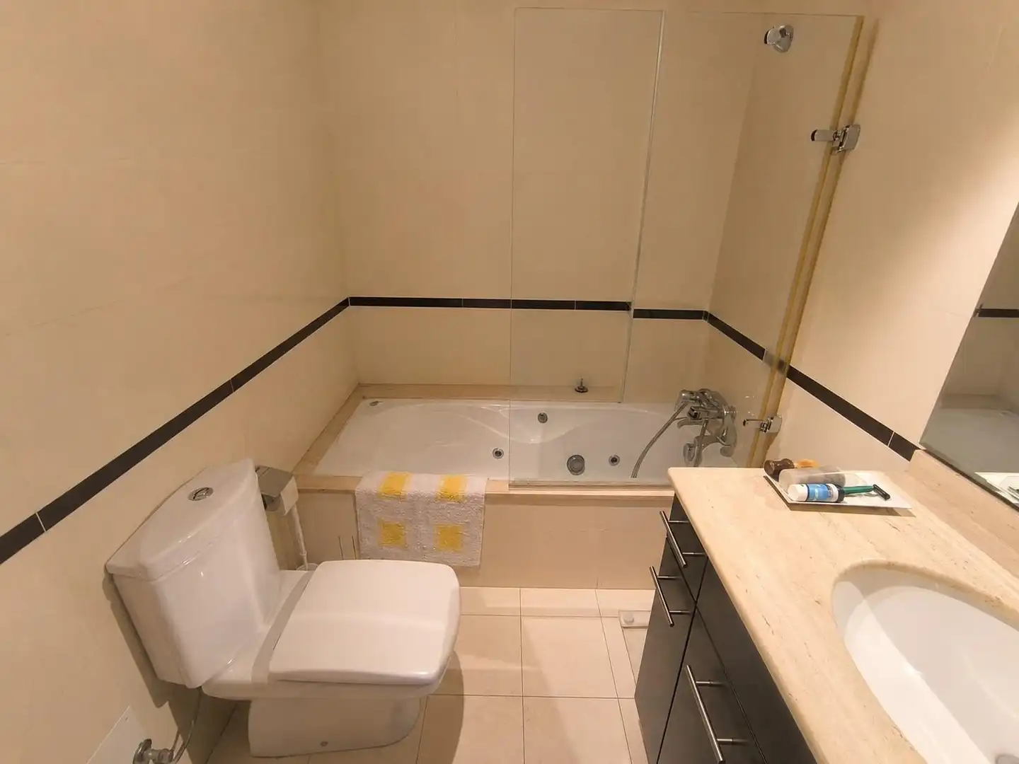 Badezimmer von Wohnung zum Verkauf in Manresa mit Heizung, Terrasse und Balkon