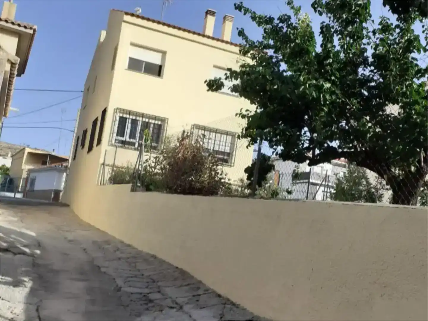 Vista exterior de Casa o chalet en venta en Baza con Jardín privado y Trastero