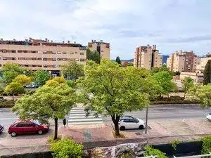 Vista exterior de Casa o xalet en venda en Alcalá de Henares amb Calefacció, Jardí privat i Terrassa