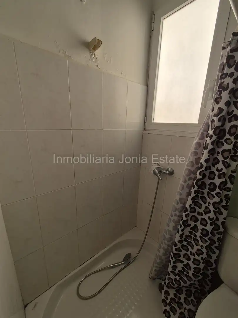 Bany de Apartament en venda en Villajoyosa / La Vila Joiosa amb Aire condicionat, Jardí privat i Terrassa