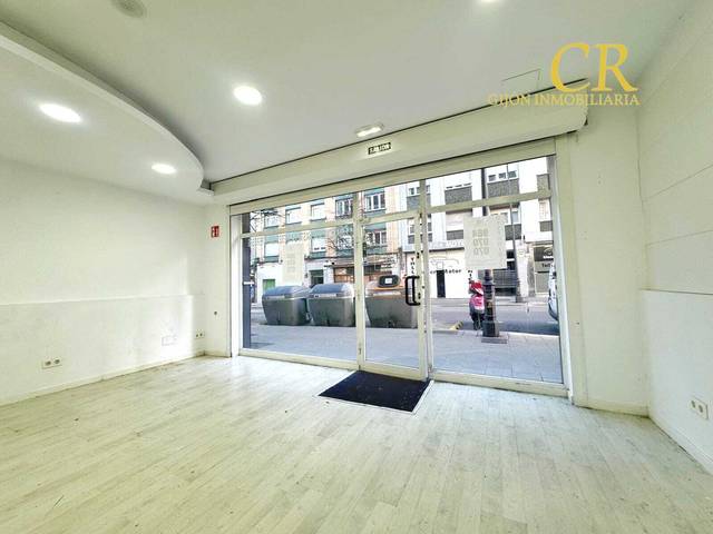 Local comercial en Alquiler en Calle Juan Alvargonzález en Llano