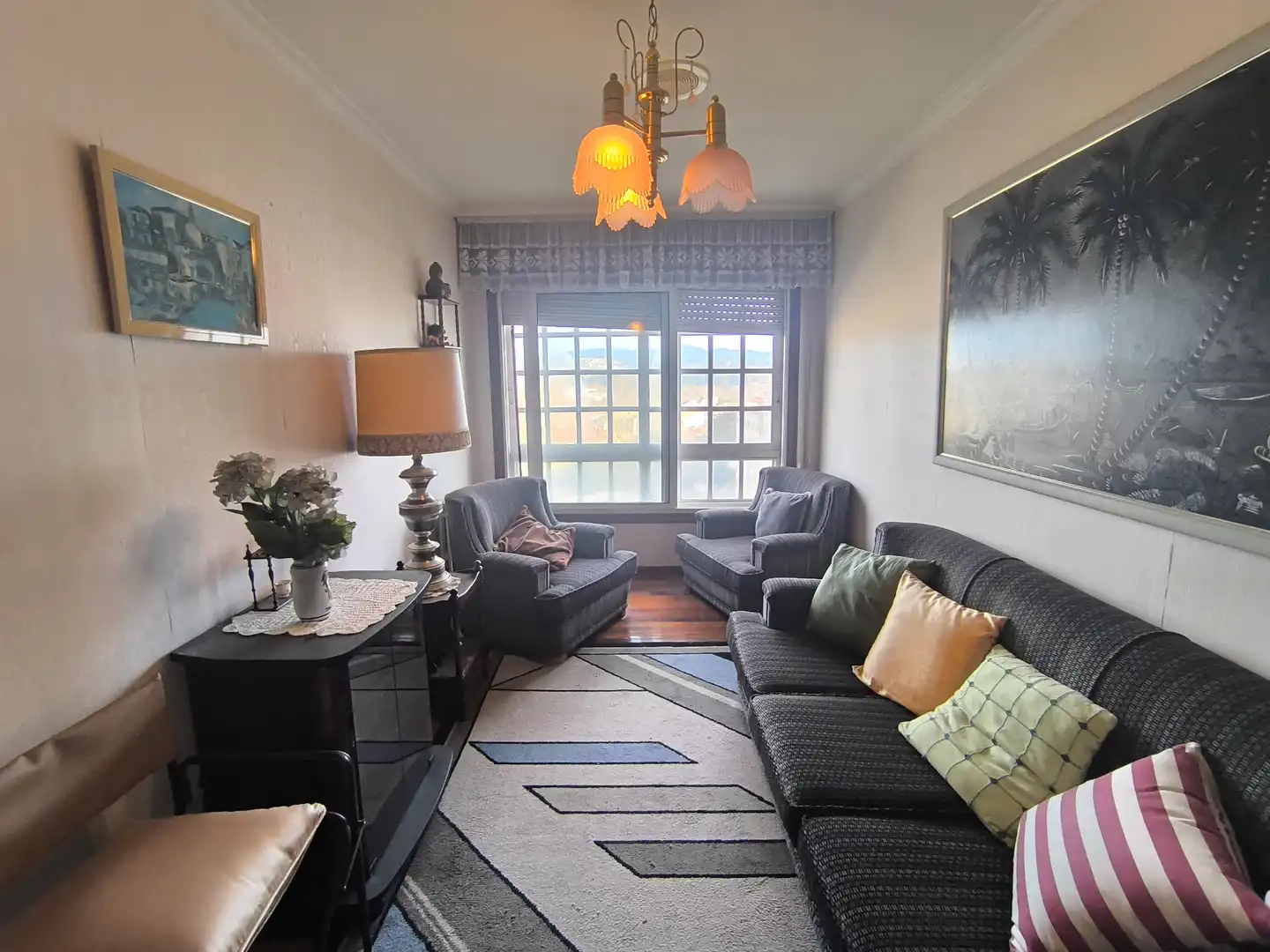 Sala de estar de Piso en venta en Pontevedra Capital  con Calefacción, Parquet y Trastero