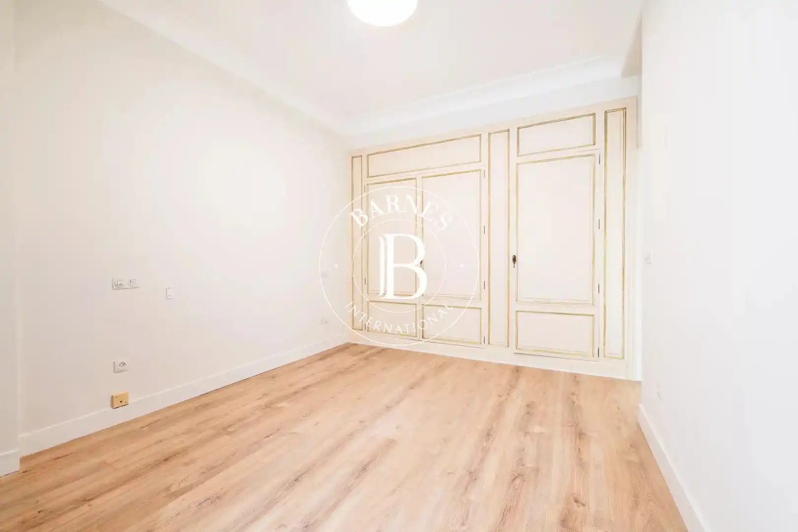 Bedroom of Flat for rent in Madrid  with Air Conditioner, Heating and Storage room