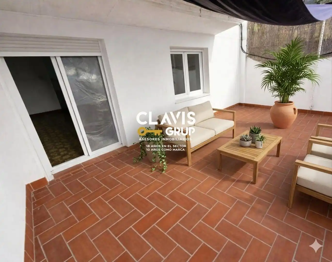 Dachboden zum Verkauf in Les Roquetes, Nou Barris