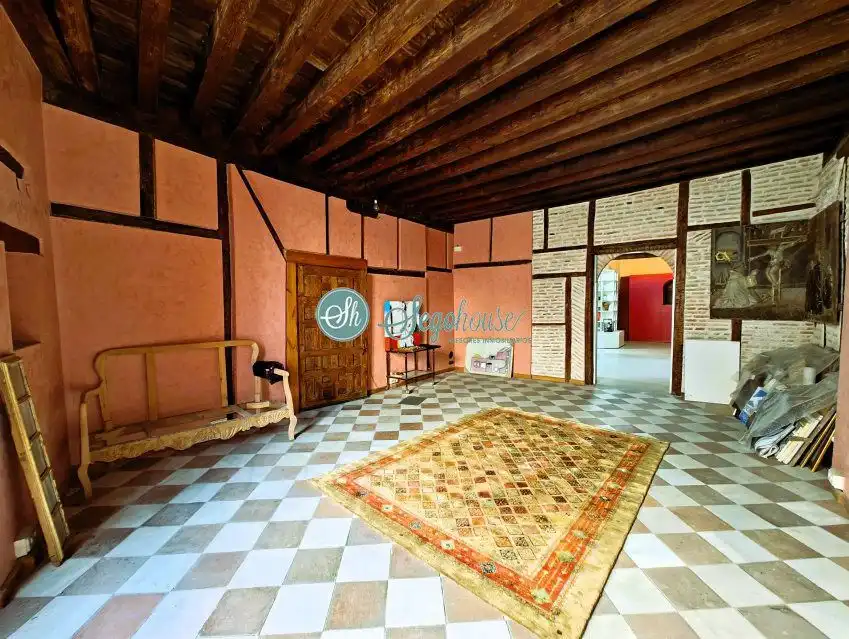 Flat for sale in Segovia  with Heating