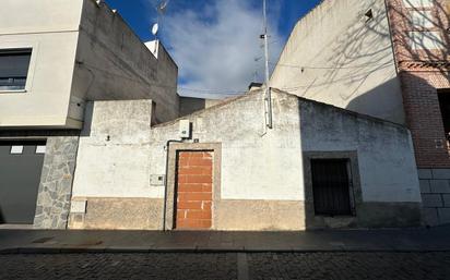 Vista exterior de Casa adosada en venda en Navalcarnero