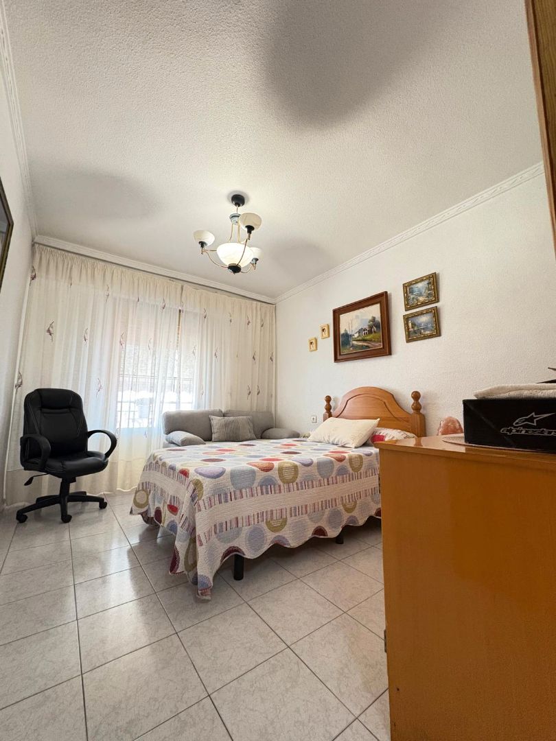 Bedroom of Flat for sale in Novelda  with Air Conditioner, Furnished and Oven