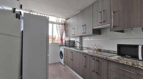 Foto 2 de Piso de alquiler en Calle Loma de Dilar, Crta. De la Sierra, Granada Capital