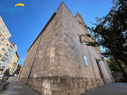 Vista exterior de Pis en venda en Burgos Capital amb Calefacció i Terrassa