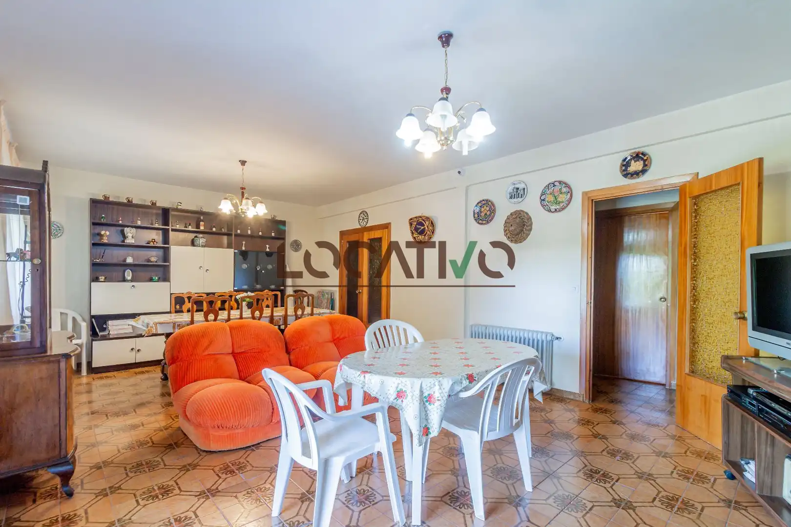 Sala d'estar de Casa o xalet en venda en Robledo de Chavela amb Calefacció, Jardí privat i Traster