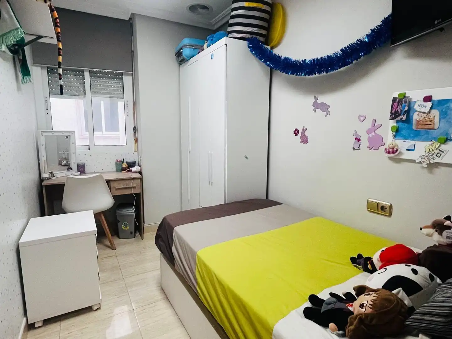 Bedroom of Flat for sale in Elche / Elx  with Air Conditioner