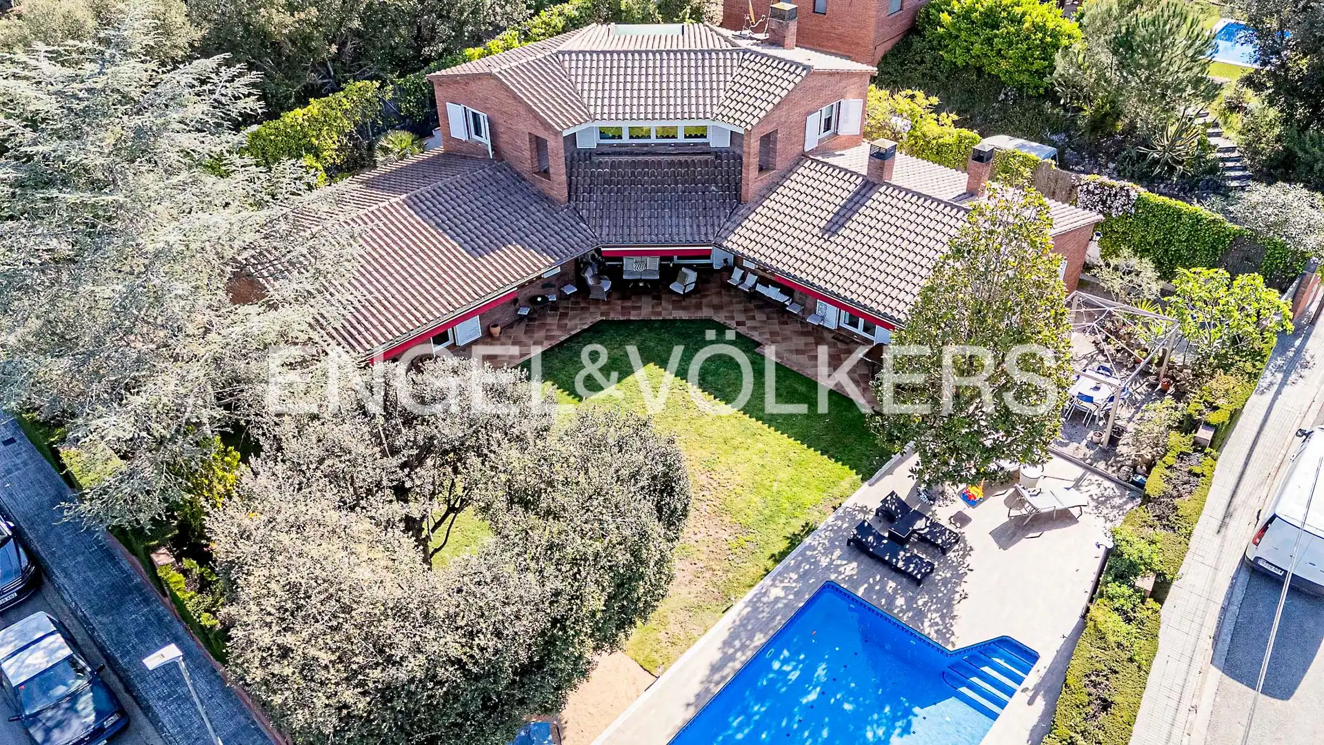 Vista exterior de Casa o chalet en venta en Begues con Calefacción, Jardín privado y Parquet