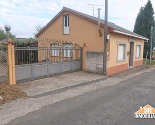 Exterior view of House or chalet for sale in Mesía