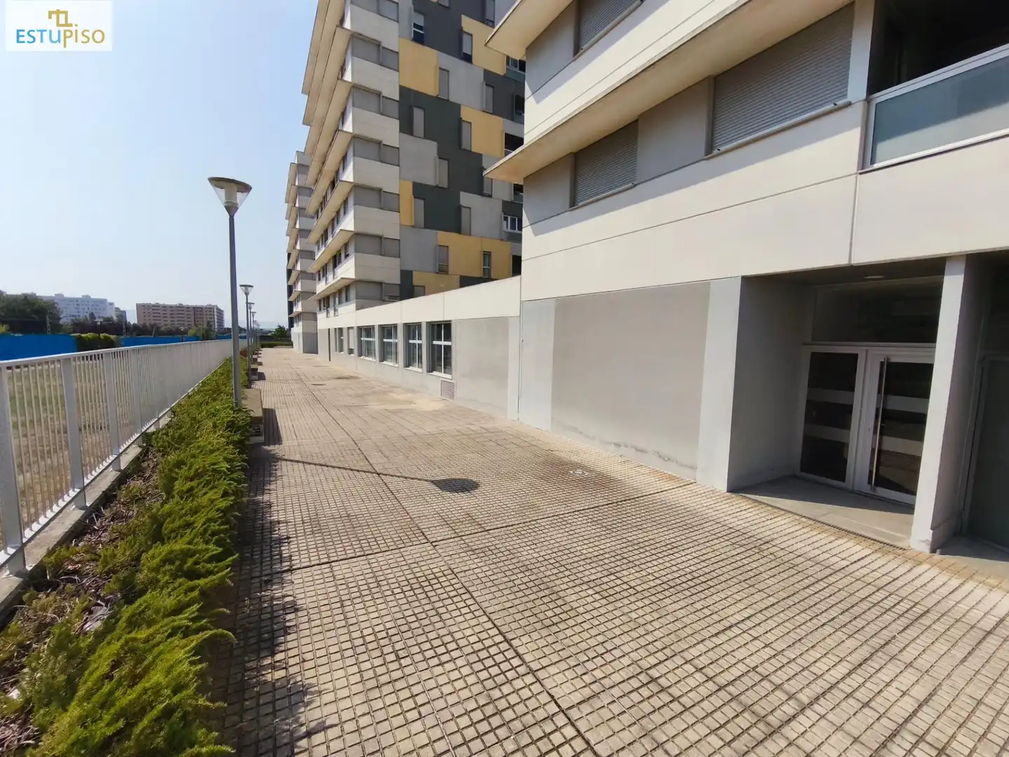 Vista exterior de Pis en venda en Vitoria - Gasteiz amb Calefacció, Parquet i Terrassa