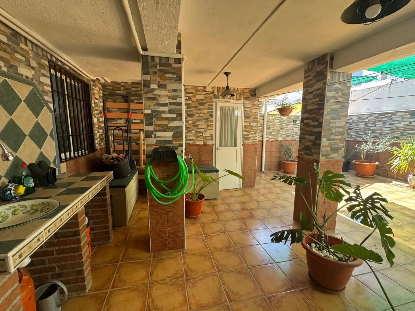 Terraza de Casa adosada en venta en Vegas del Genil con Aire acondicionado, Calefacción y Terraza